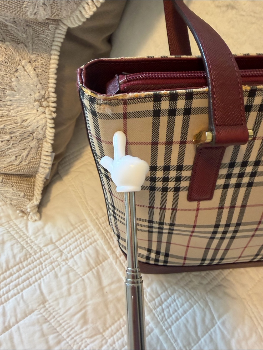 Burberry House Check Tote Bag in Beige/Black/Burgundy with COA and Auth Dusty - Picture 5 of 15